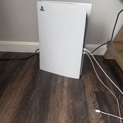 PS5 Non Digital Comes with original white controller i’ll throw in a headset with as well