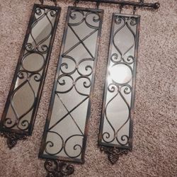 Decorations Different Prices 