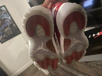 Jordan 11 Cherry Size 8.5