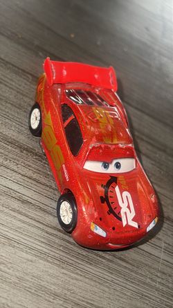 Disney Pixar Cars Lightning McQueen Die-Cast Toy