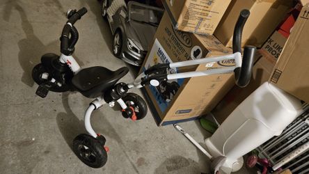 Tricycle