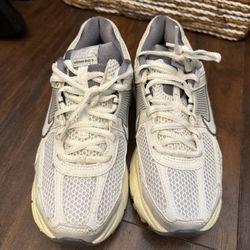 Nike Vomero women