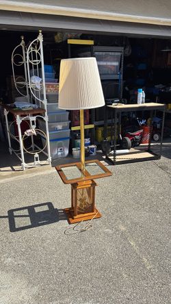 Hollywood Regency Mid Century Modern floor lamp/side table