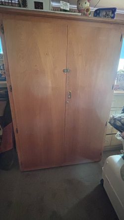 Wood closet