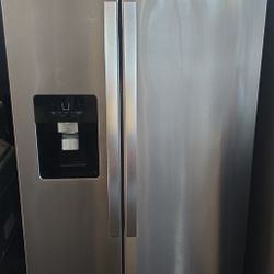 Fridge WHIRPOOL STAINLS STEELL 