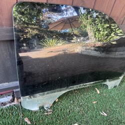 Silverado Passenger Door Glass