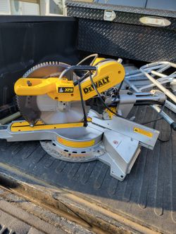 Dewalt Saw DWS 780