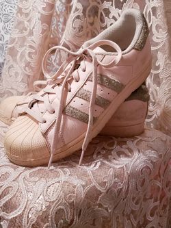 Adidas women's tennis shoe