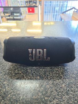 JBL Charge 5 Portable Bluetooth Speaker Black