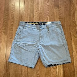 Denim & Flower NWT Men’s Light Gray Flat Front Dress Shorts