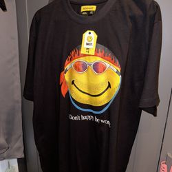 ChinaTown MARKET SMILEY Shirt (Size Large)
