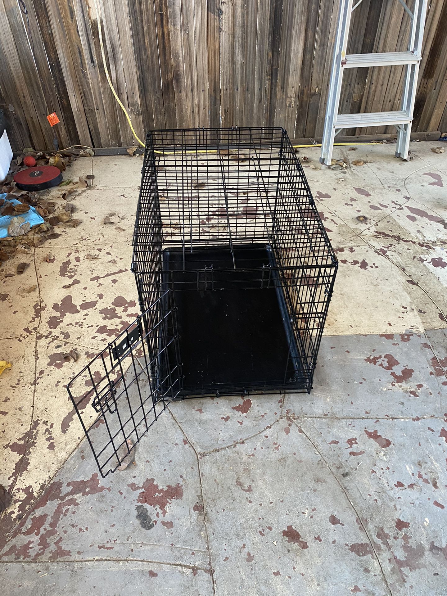 Medium Size Dog Crate With Cover
