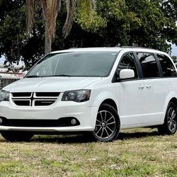 2019 DODGE GRAND CARAVAN GT