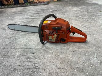 Chainsaw Husqvana 55 works excellent