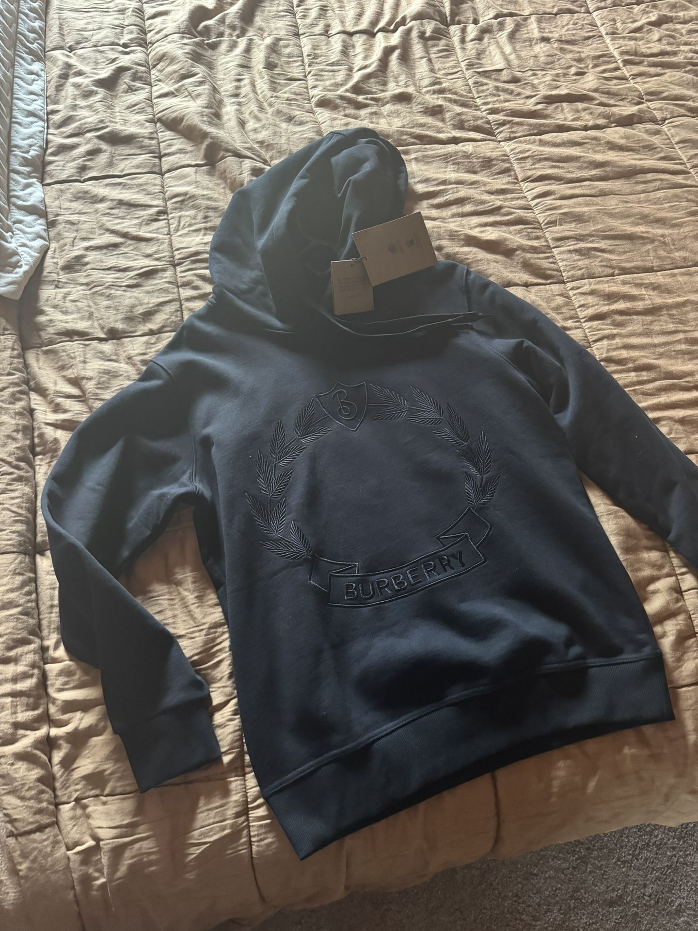 Burberry Hoodie Large