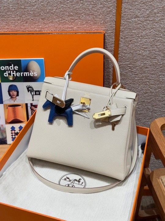High-end custom-made bags for women