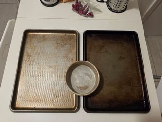 Baking pans