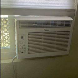 Midea 5000btu Air Conditioner 
