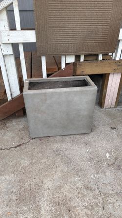 Outdoor planter