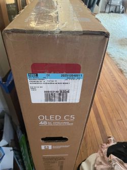 Brand New LG C5 48in Never Used $1000 OBO