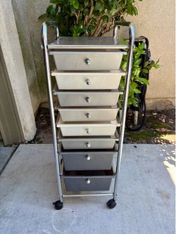 8 Drawer Rolling Cart