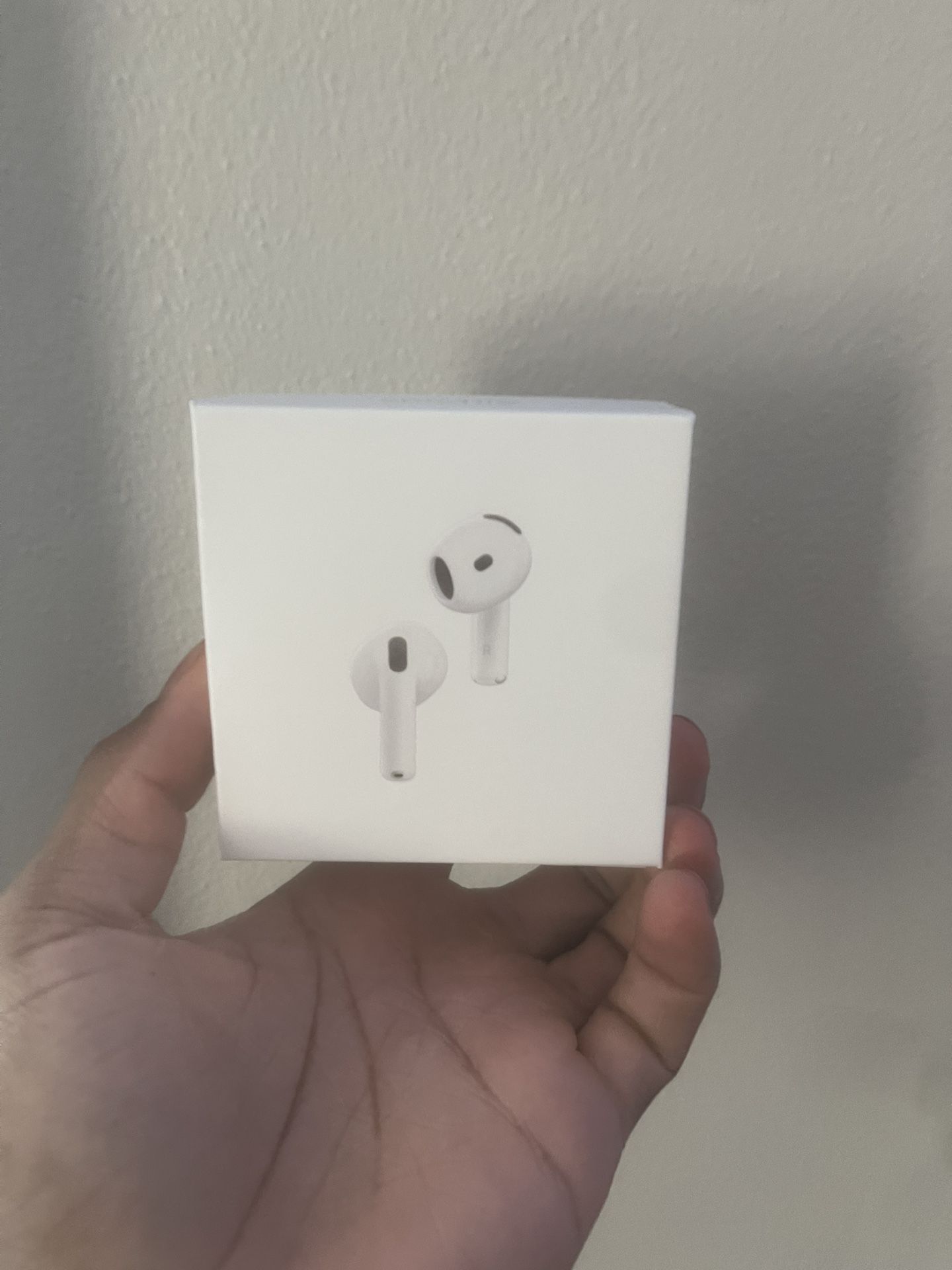 AirPod 4s