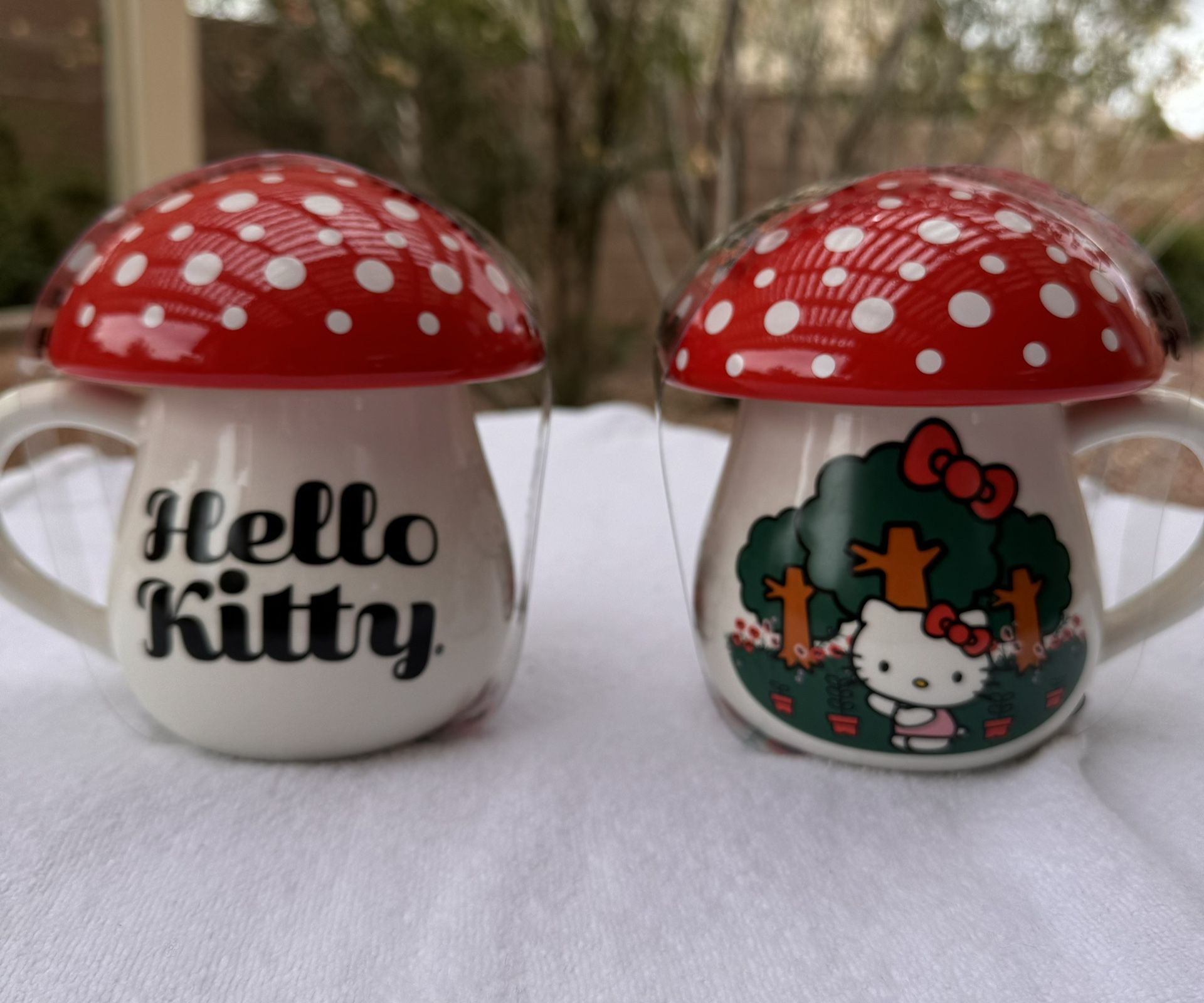 Mushroom 🍄 Hello Kitty Mugs