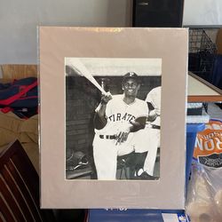 Roberto Clemente Black & White Photo