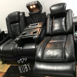 Big Sale ! Black Leather Power Reclining Sofa 💫 Reclining Loveseat , Recliner On Display | Party Time , USB Port ,LED Night @ Delivery 🚚