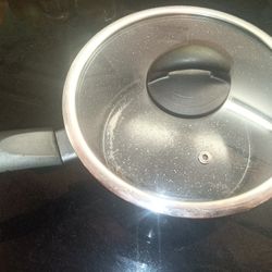 Tower Saucepan with lid