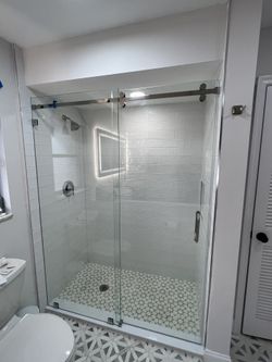 Frameless Glass Shower doors 