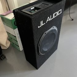 🔥 JL Audio Powered Subwoofer – Deep Bass, Clean Power 🔊