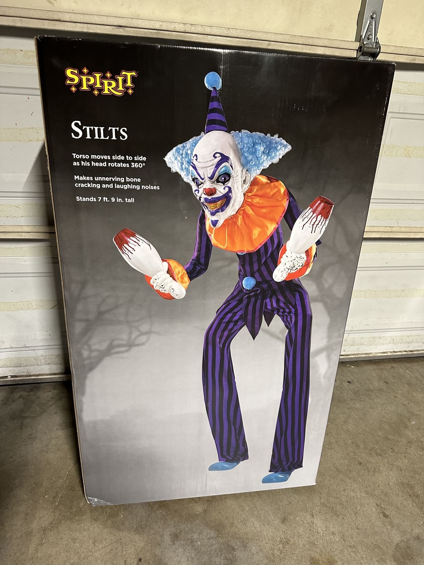 New Spirit Halloween Animatronic Stilts