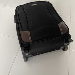 Carry On Luggage (black)