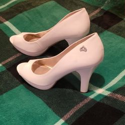 WOMENS FERGALICIOUS BY FERGIE WHITE OPEN TOE HEELS SIZE 8.5 