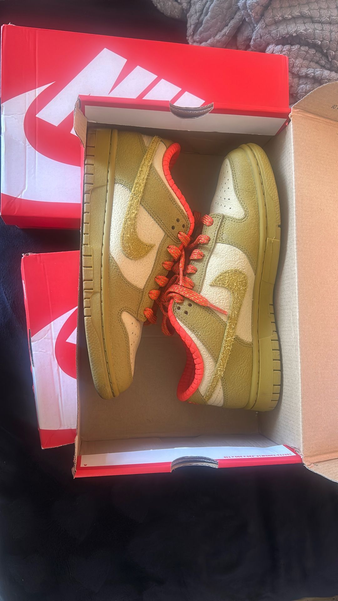 Low Dunks 8.5 Women’s