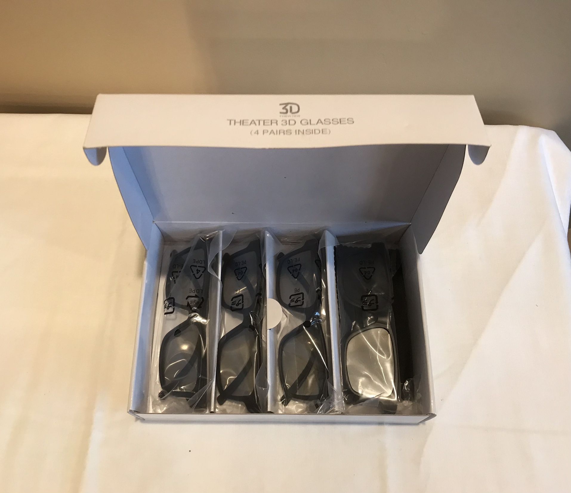3D Theater Glasses Vizio NEW In Box