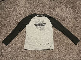 Under Armour grey long sleeve shirt