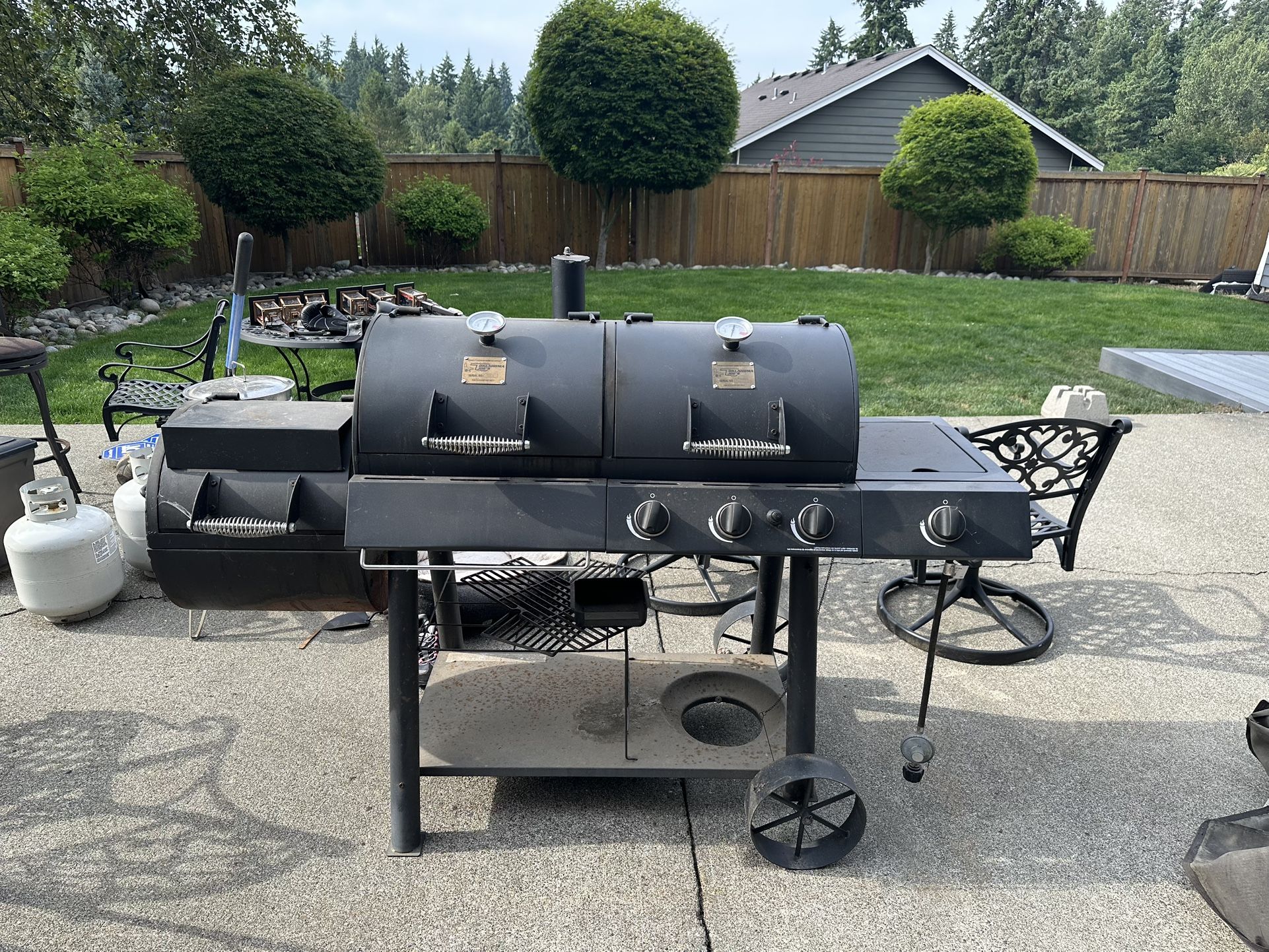 BBQ Grill - Smoker