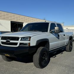 2004 Chevrolet Silverado 2500 HD Diesel 2WD