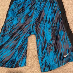Youth Large Nike Shorts