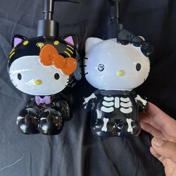 Hello Kitty Dispensers 