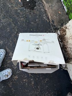 DJI Phantom 3 4K Drone with Box