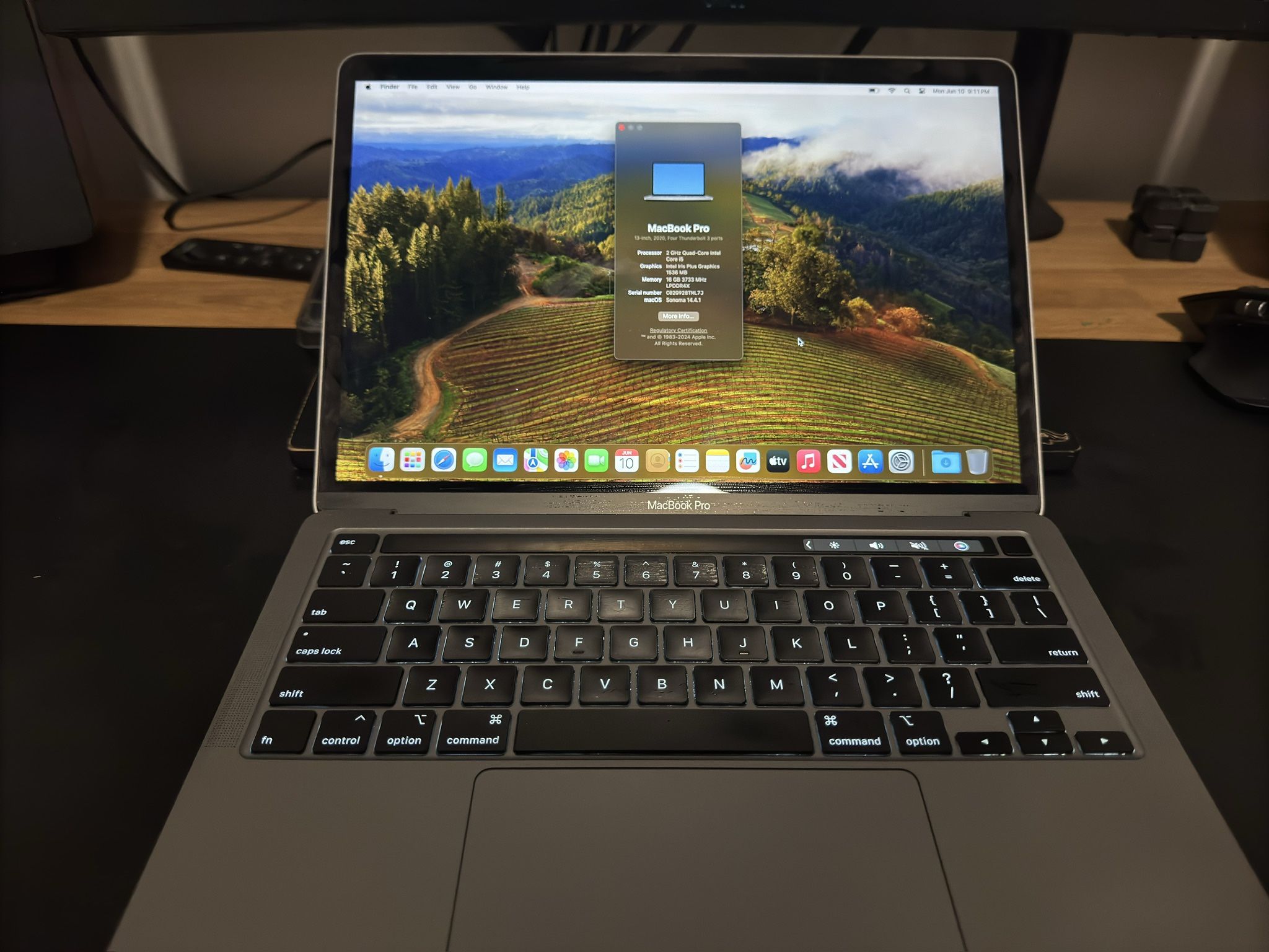 2019-2020 MacBook Pros 13-inch