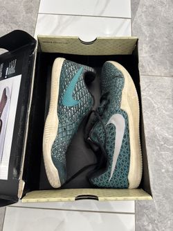Kobe Mamba Instinct “Turbo Green” size 10.5