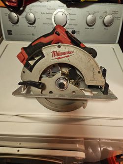 Cerucho Milwaukee Y Makita