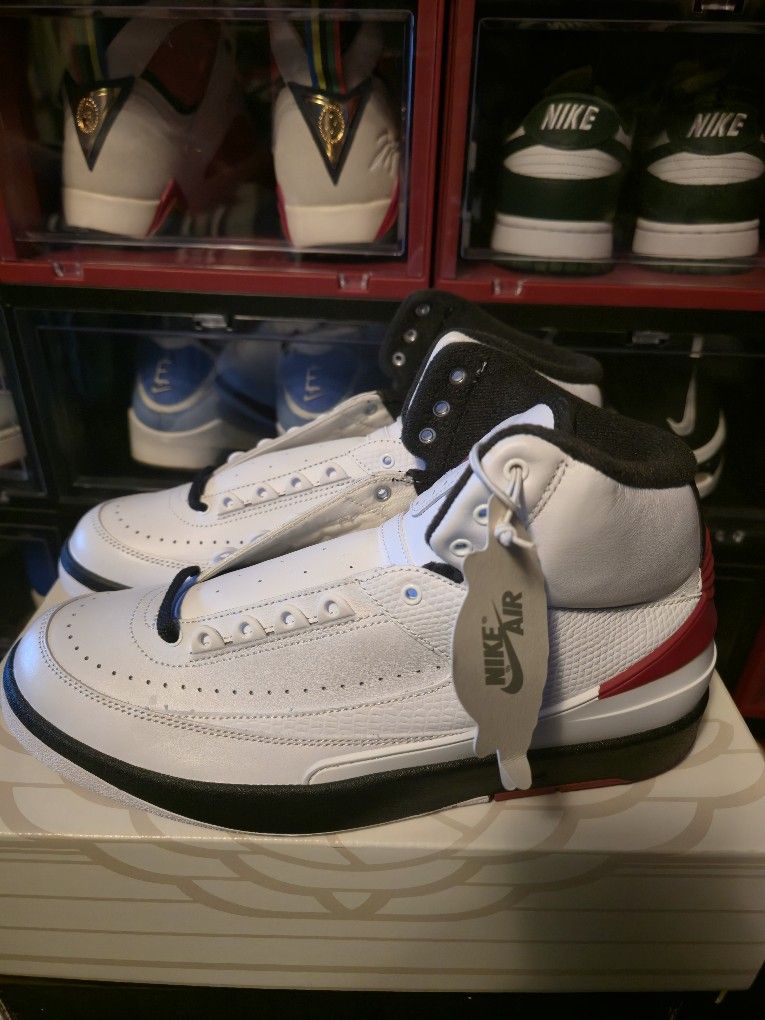 Jordan 2 Retro Chicago (2022) Sz 10.5 DS
