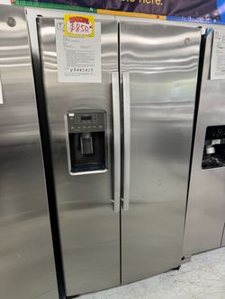 GE 25.3 cu.ft side by side refrigerator with water and ice maker