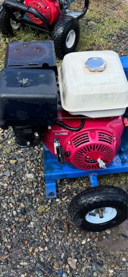 Great running Honda 13hp  GX 390 engine with some extras