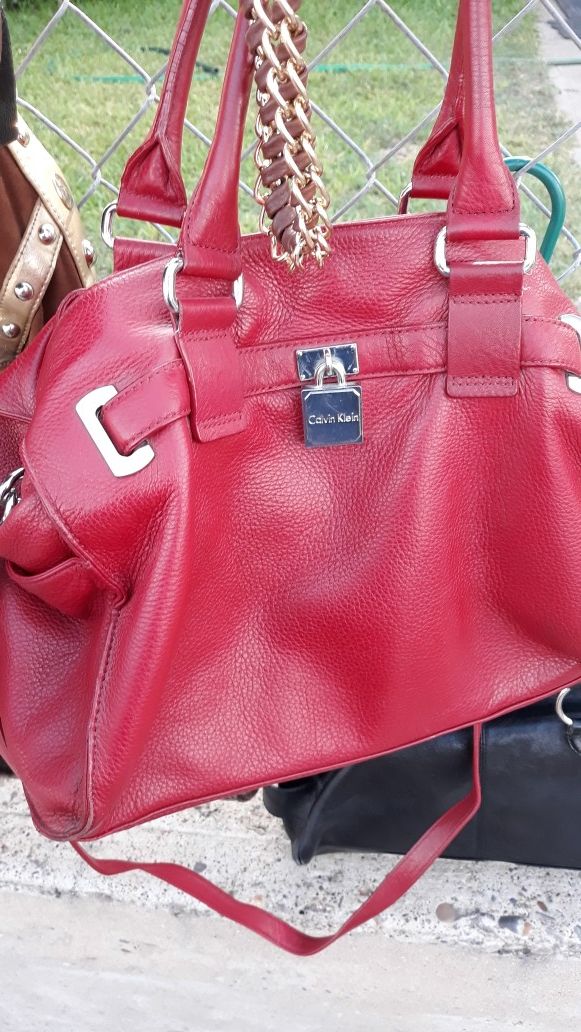 RED CALVIN KLEIN PURSE